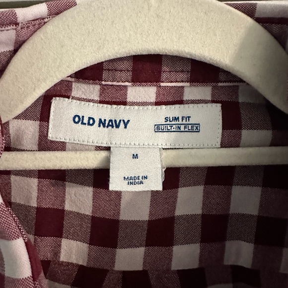 Men’s Old Navy red and white plaid button up Slim fit Size: M - Picture 3 of 3